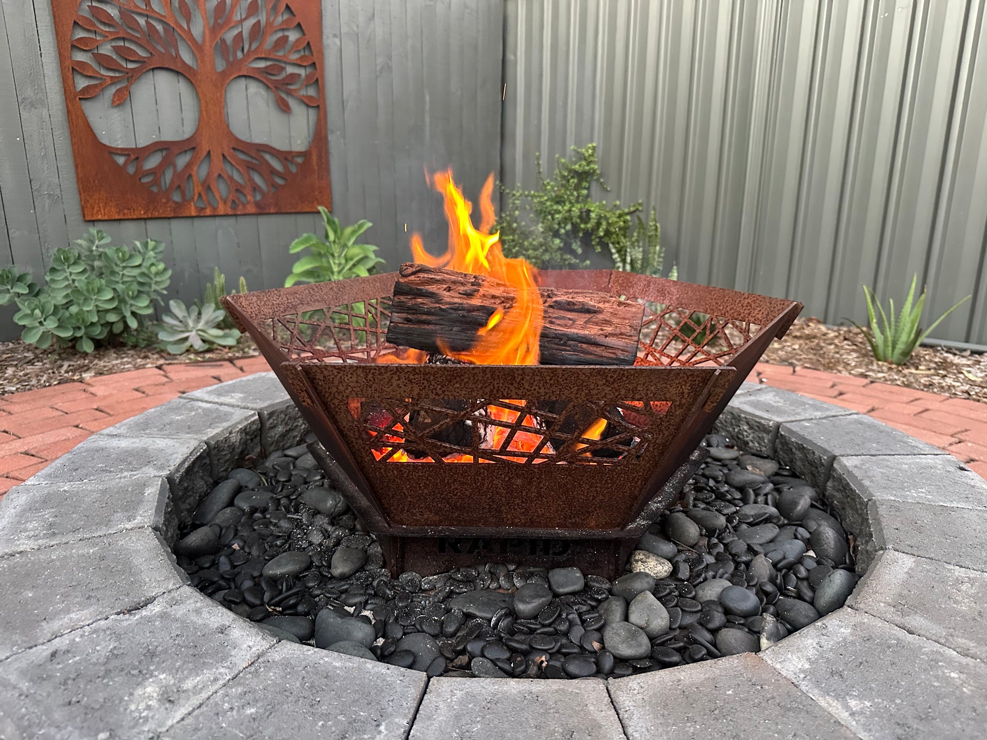 Geometric Pits Fire Pit - Geometric 3mm Corten Steel flat pack – Australian Made ...