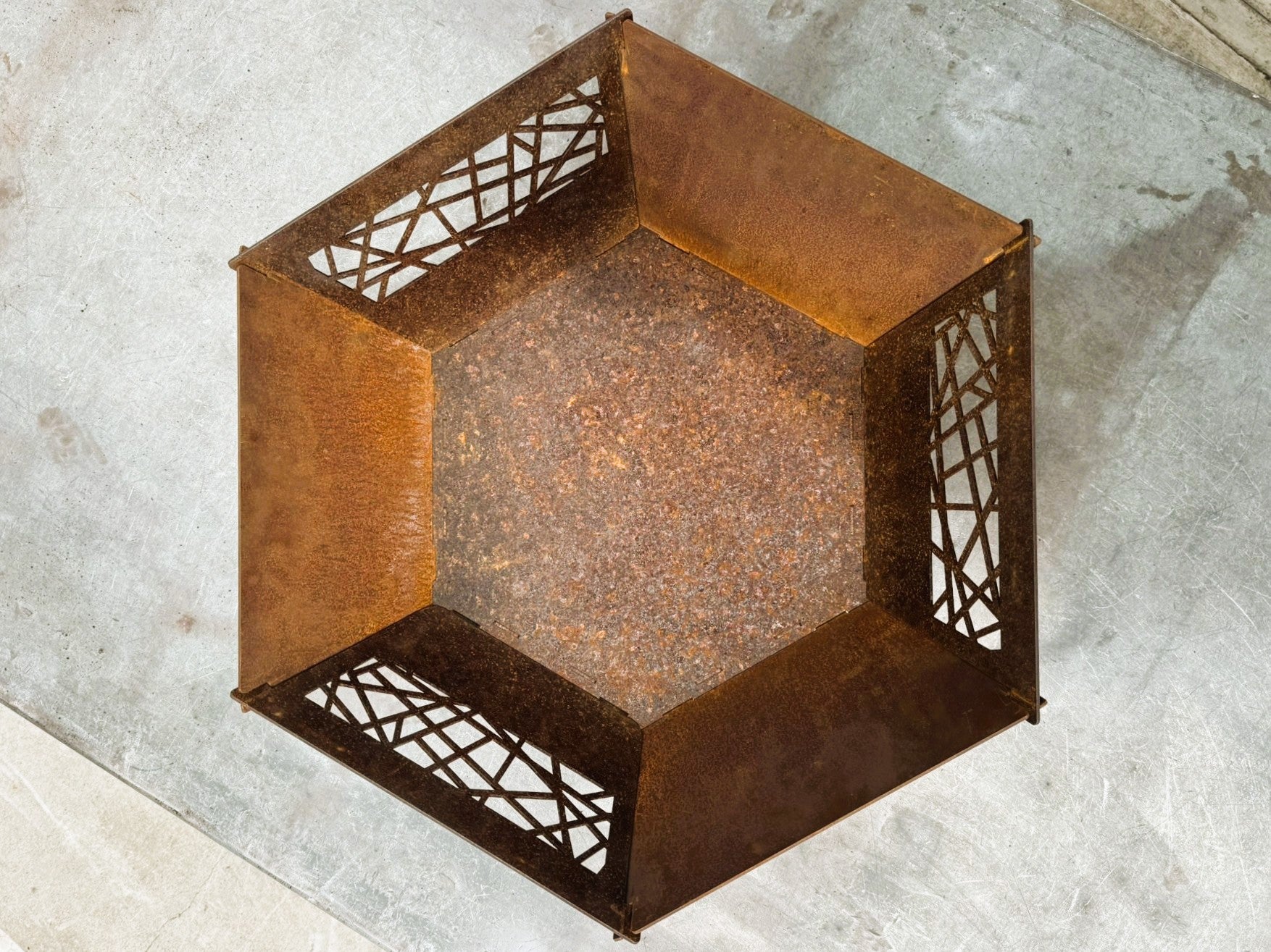 Fire Pit - Geometric 3mm Corten Steel flat pack  – Australian Made